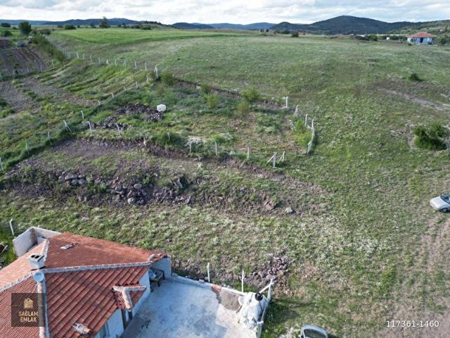 SAĞLAM EMLAKTAN YUKARI ÇAVUNDUR MH DİREKLİ MEVKİİ TEK TAPU ARSA