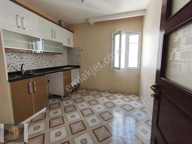 Sağlam'dan Bahçeşehir'de 2+1 Kiralık Daire