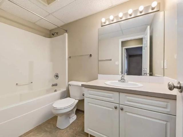 Samuel Grove 2 Bedroom Apartment for Rent at 68 Cypress Way Se, Medicine Hat, AB T1B 1G8 Southview