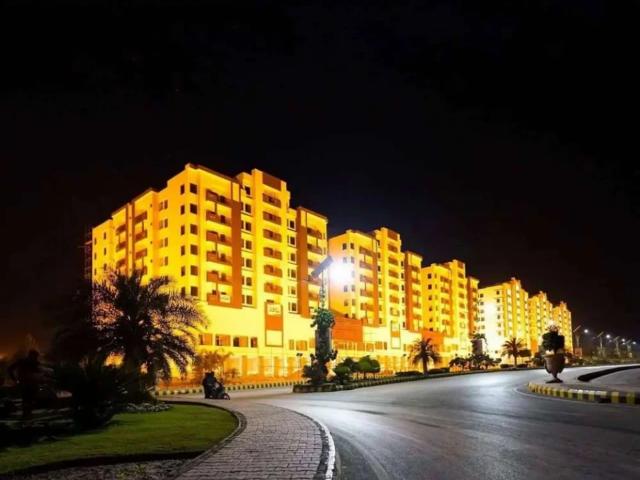 Samama Gulberg 2 bed Apartment Corner Islamabad Gulberg Residencia ID 48951