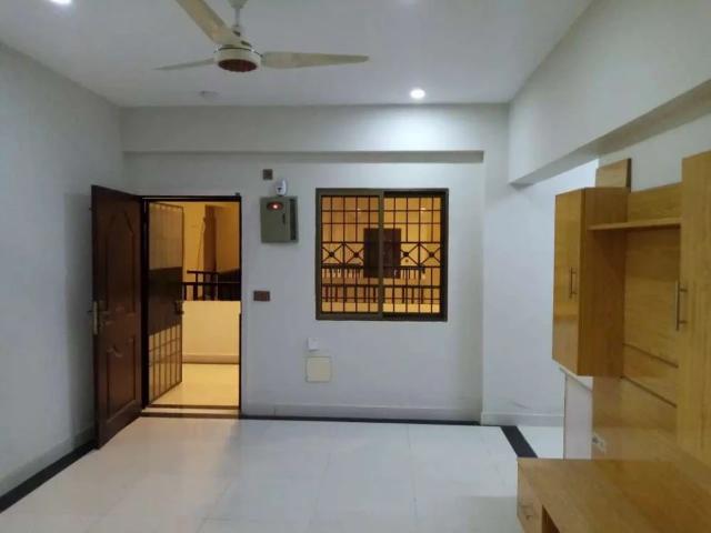Samama Mall & Residency Star 3 Bed Ready To Live Apartment For Sale. Islamabad Gulberg Residencia ID 42876