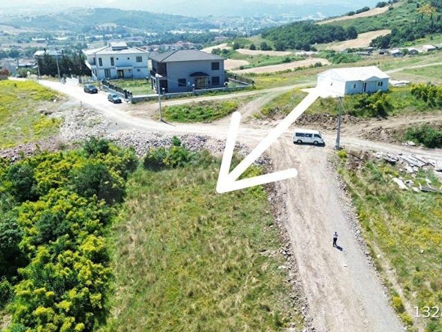 SAMANLI'DA YOLU MEVCUT 753 M2 %30 2 KAT İMARLI YIRIMLIK ARSA