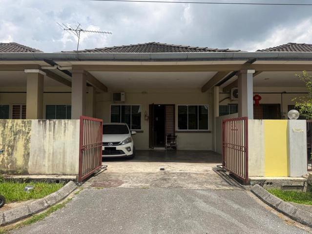 Samarahan Single Storey Intermediate For Sale