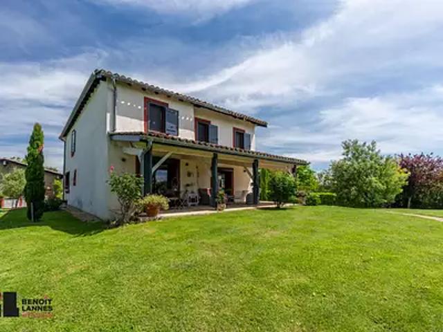 Samatan 32130 Achat / Vente maison 8 pièces t8 terrasse parking