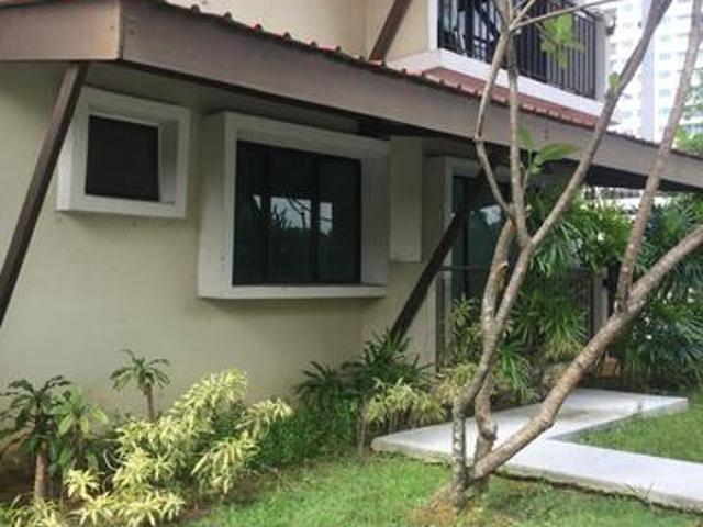 Same Level Facing Pool Puri Aiyu Apartment at Section 22 Shah Alam