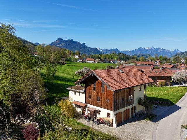 Samerberg sonniger Logenplatz inklusive Panoramablick Weite fühlen Ruhe finden