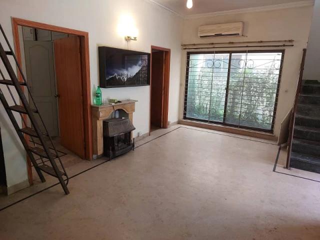 Sami commercial house for rent Lahore PECO ROAD ID 84828