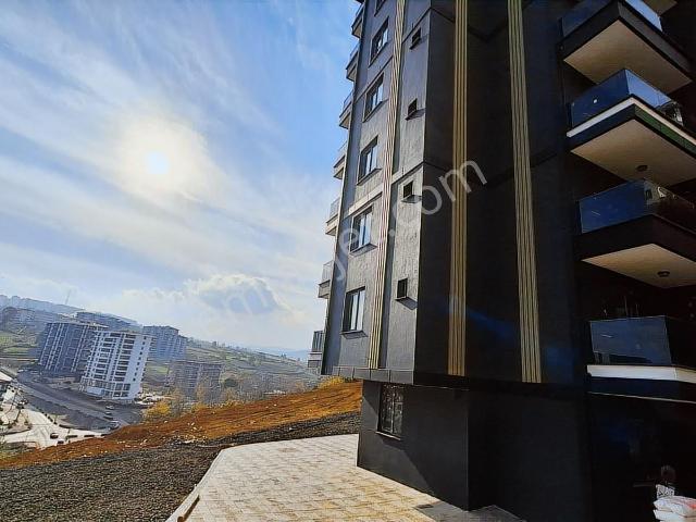 Samsun 19 Mayıs Bulvarı Aydınlık Caddesi Üzerinde 1+1 Satılık