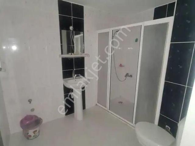 Samsun İlkadım Çiftlik Mahallesi'nde Yüksek Giriş 2+0 Kiralık Daire