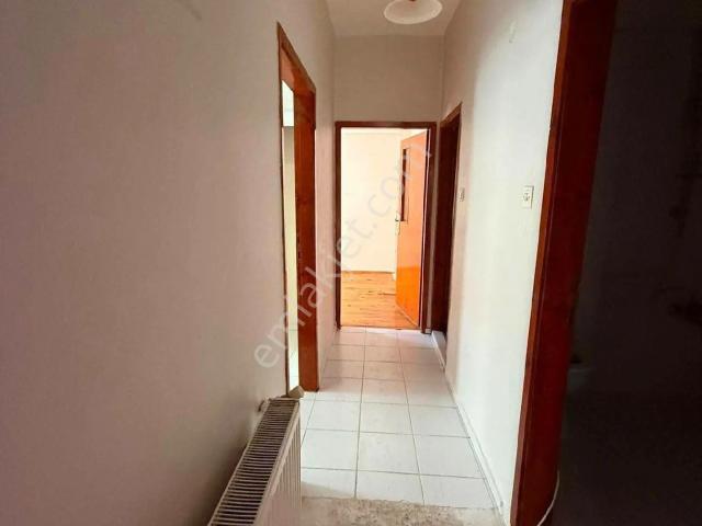 Samsun İlkadım Reşadiye Mahallesi'nde Arsa Tapulu Asansörlü 2.kat 2+1 Satılık Daire