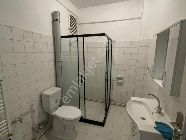 Samsun İlkadım Ulugazi Mahallesi'nde 1.kat 2+1 Kiralık Daire