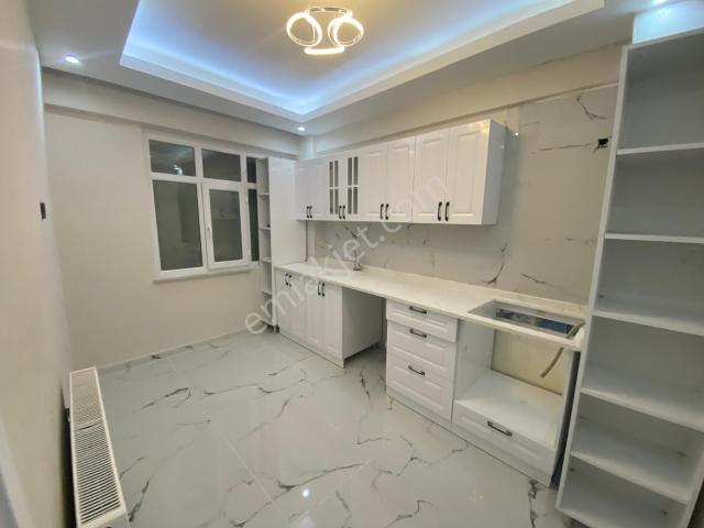Samsun İlkadım Ulugazi Mahallesi'nde Kat Tapulu İçi Yapılı