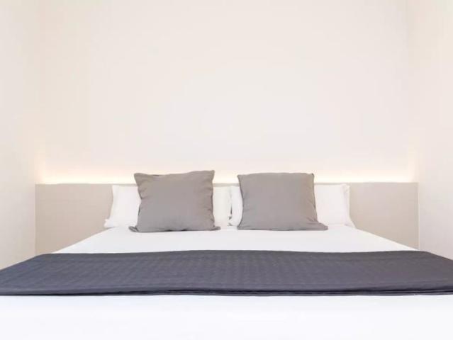 Sant Gervasi Galvany. Book your next home online with Spotahome!