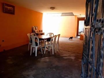 Santa anita vendo amplia casa