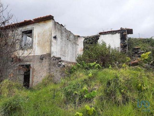 Santa Cruz Ilha da Madeira 9100 033 LS88597583