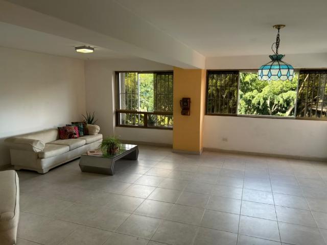 Santa Paula apartamento en venta