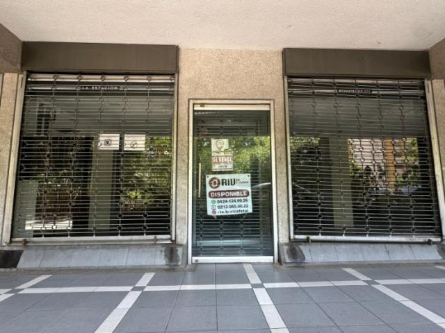 Santa Paula Local en Venta