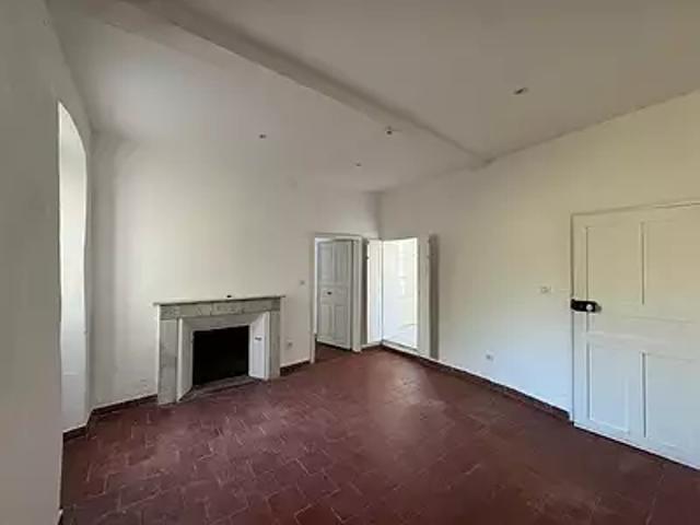 Santa Reparata di Balagna 20220 Location appartement 2 pièces t2 au dernier étage