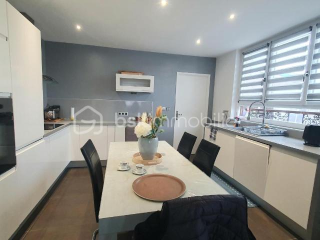 SANVIC / MARE ROUGE/ MAISON 150M² AVEC TERRASSE ET DEPENDANCE