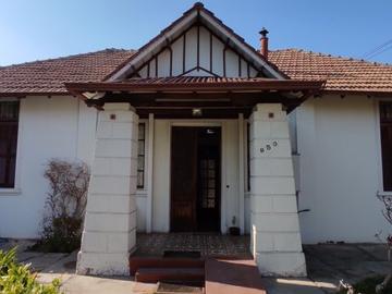 San Bernardo, Barros Arana 853