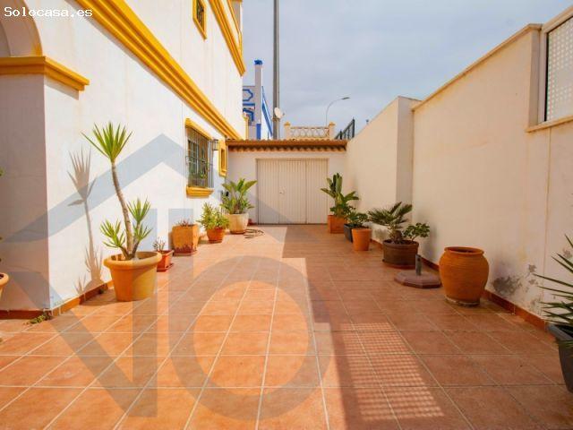 San Juan de los Terreros / Duplex