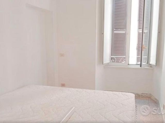 San lorenzo bilocale condominio incluso