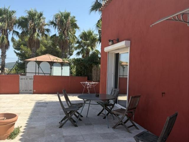SANARY MAISON T3 MEUBLEE