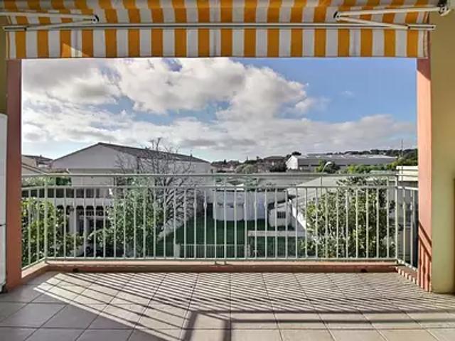 Sanary sur Mer 83110 Achat / Vente appartement 4 pièces t4 terrasse balcon