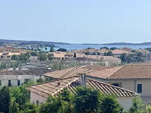 Sanary sur Mer 83110 Achat / Vente appartement 3 pièces t3 au dernier étage