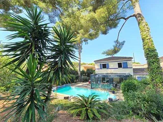 Sanary sur Mer 83110 Achat / Vente maison 5 pièces t5 piscine jardin