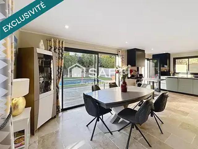 Sanary sur Mer 83110 Achat / Vente maison 8 pièces t8 parking