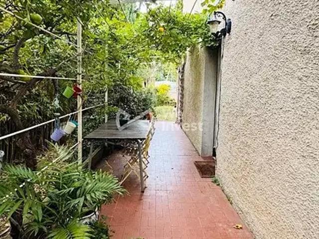 Sanary sur Mer 83110 Achat / Vente maison 8 pièces t8 parking