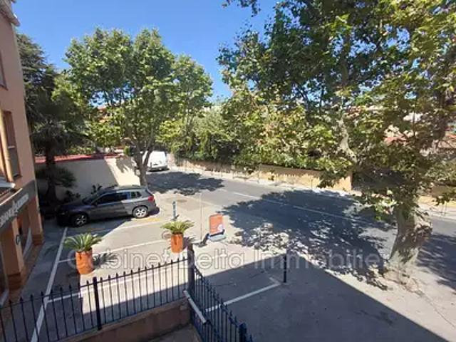 Sanary sur Mer 83110 Location divers