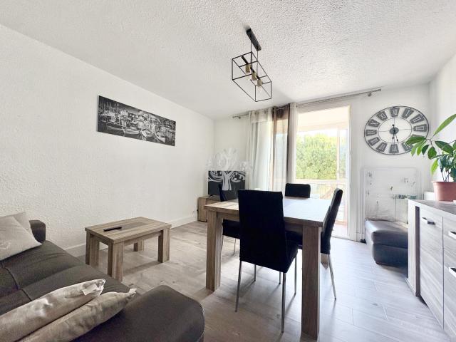 SANARY SUR MER T3 AVEC ASCENSEUR ET PARKING QUARTIER LA BAOU