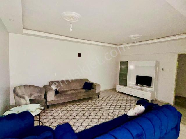 Sanatoryum Cadde Yakını Full Yeni Eşyalı Yapılı Kat Konumunda2+1