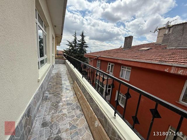 SANATORYUM CADDE YAKINI FULL YAPILI ÜST KATDA