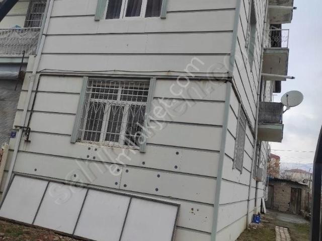 Sanayi Mahallesinde 120 M2 2+1
