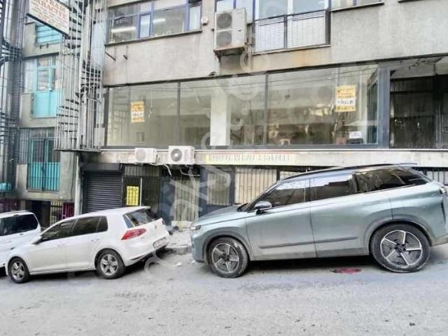 Sanayide Tadilatlı Otomatik Kepenkli Yüksek Giriş İş Yeri