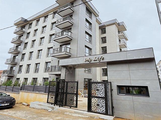 SANCAKTEPE MY LİFE SİTESİN'DE SIFIR GENİŞ 2+1 ARA KAT ZA430