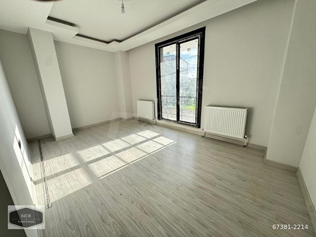 SANCAKTEPE METRO A.GAZİ 3+1 120 m2 SATILIK TERS DUBLEX BACİK