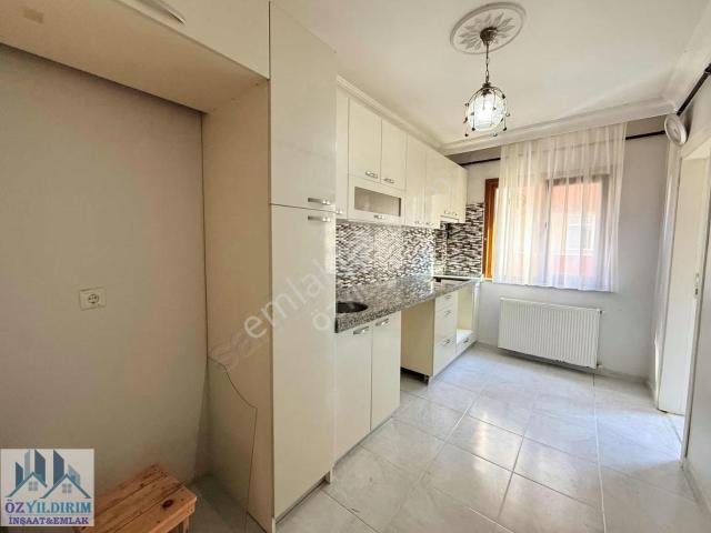 Sancaktepe Emek Mah. Hastane Karşısında Satılık 3+1 Daire
