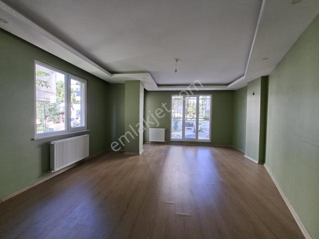 Sancaktepe Safa Mh. 3+1 110m² Çift Balkonlu Bahçe Dubleksi