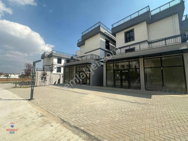 Sancaktepe Sarıgazi Tokide Kiralık Dükkan