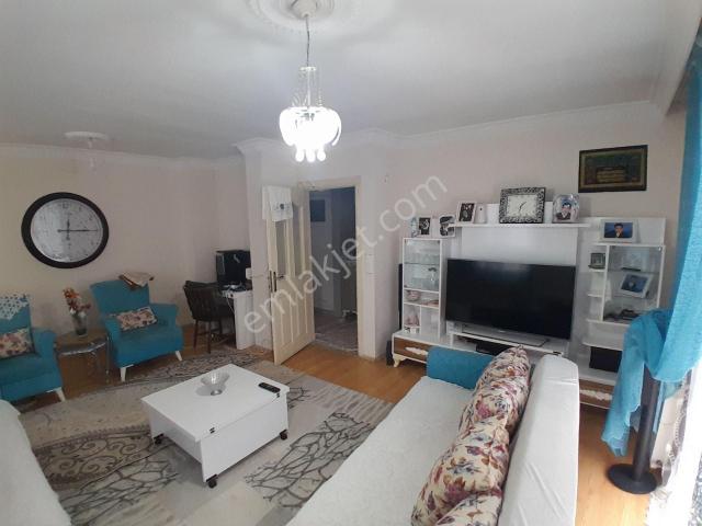 Sancaktepe Satılık 3+2 150m² Üstdubleks Bölünmüş İskanlı