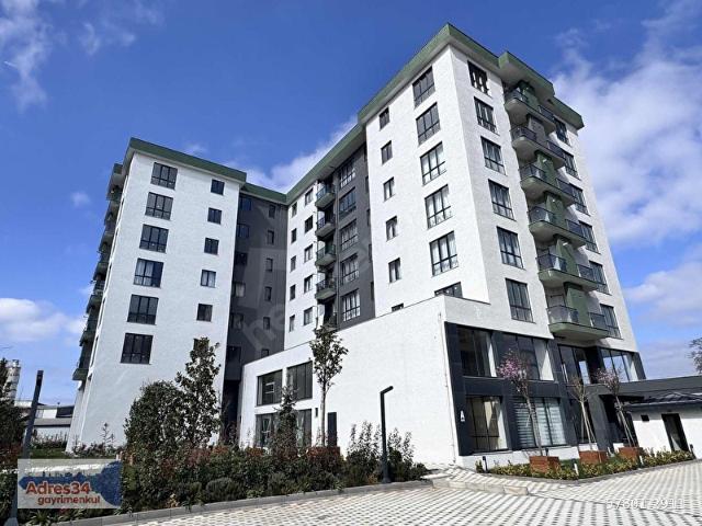 Sancaktepe Turan Towers Sitesi Ara Kat 3+1 Satılık Daire