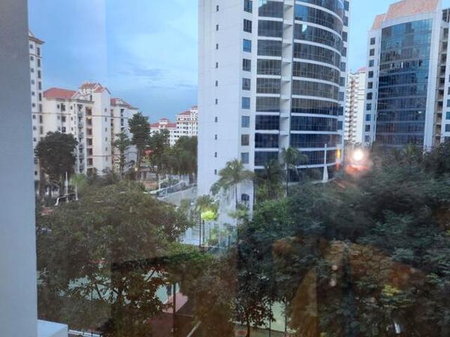 Sanctuary Green D15, Condominium