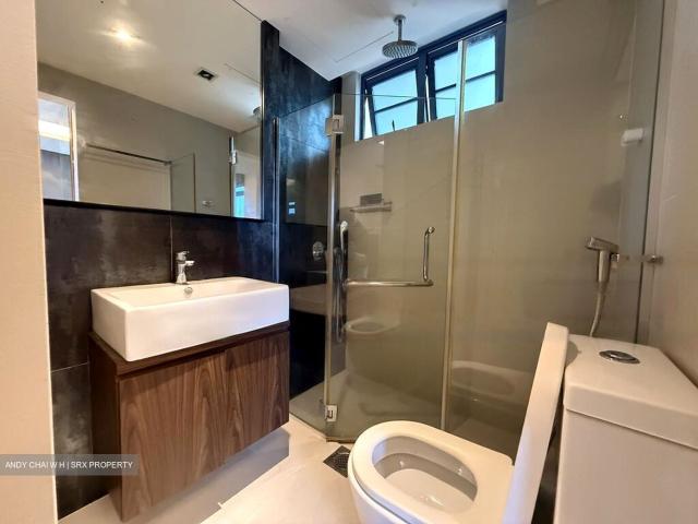 Sanctuary Green D15, Condominium