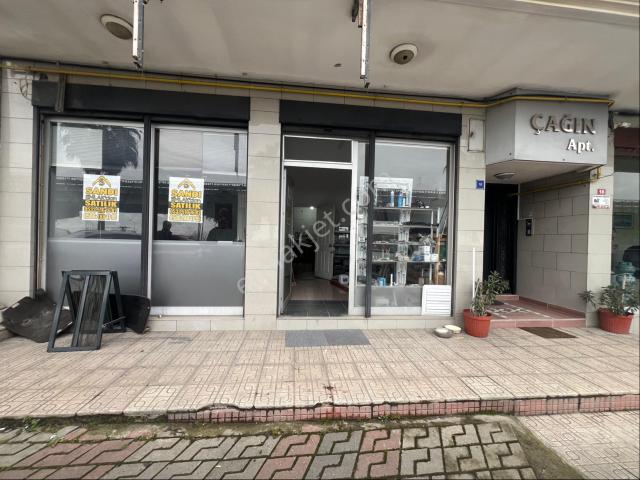 Sandı Emlak Tan Samsunda Şehirler Arası Otoyola Cephe Satılık Kat Tapulu 90m2 Dükkan Kiracılı