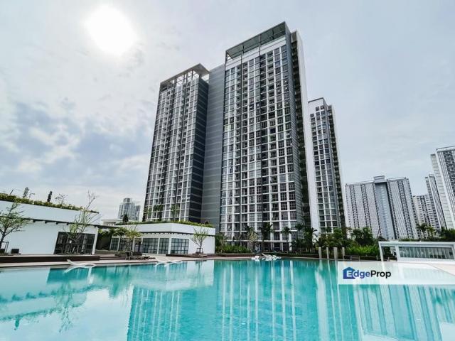 Sanderling @ Lakefront Cyberjaya