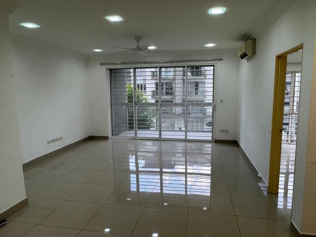 Sanderson Villas 1460sf 3 Parking Bukit Serdang APU